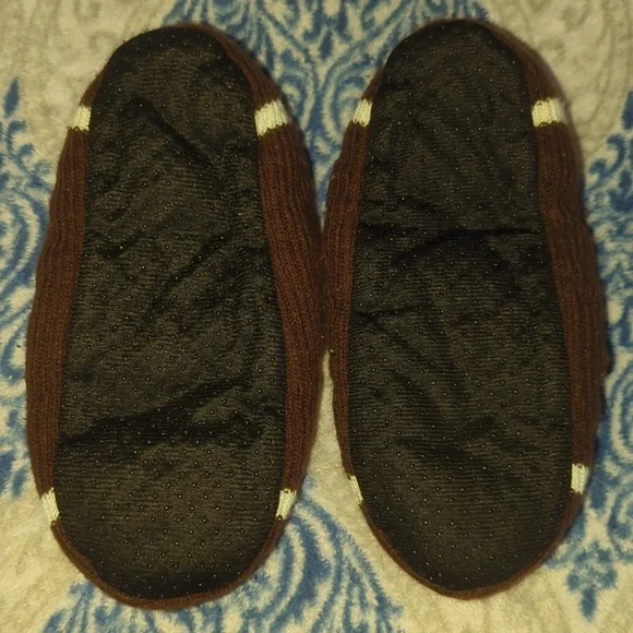 Soft 🏈 Slippers - Picture 5 of 9